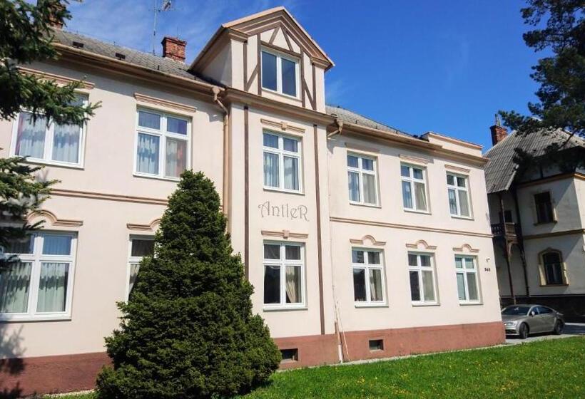 ホテル Antler