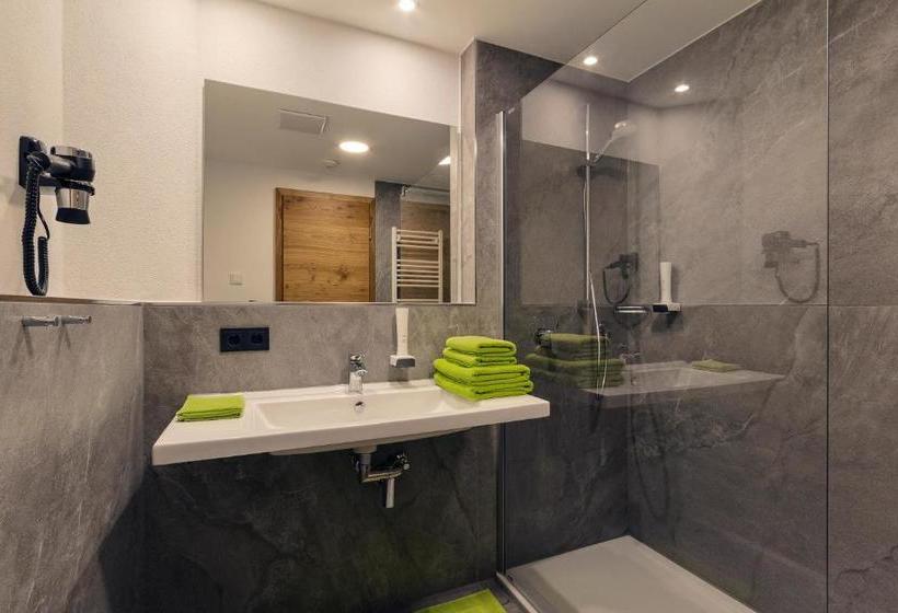 فندق Brauerei Gaststätte Stierberg