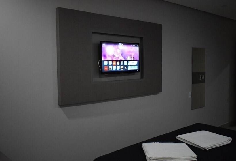 בית מלון כפרי Caculé Palace