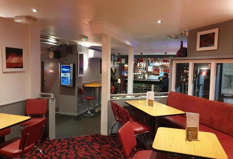 בית מלון כפרי Commercial