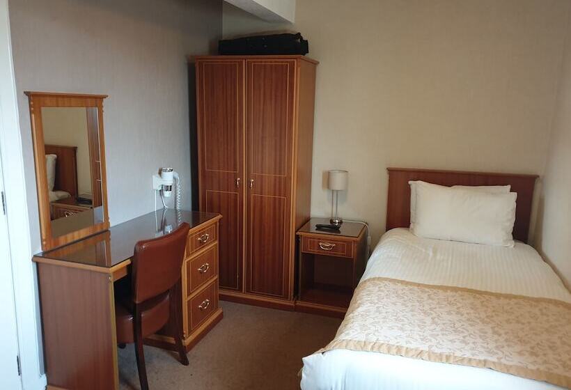 בית מלון כפרי Commercial