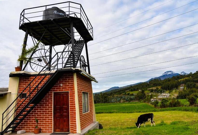هتل Cuscungo Cotopaxi Hostel & Lodge