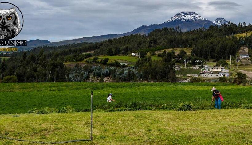 هتل Cuscungo Cotopaxi Hostel & Lodge