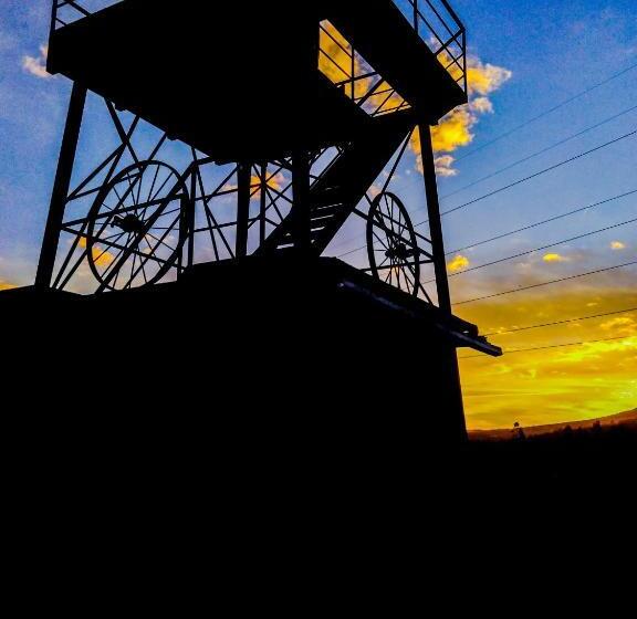 هتل Cuscungo Cotopaxi Hostel & Lodge