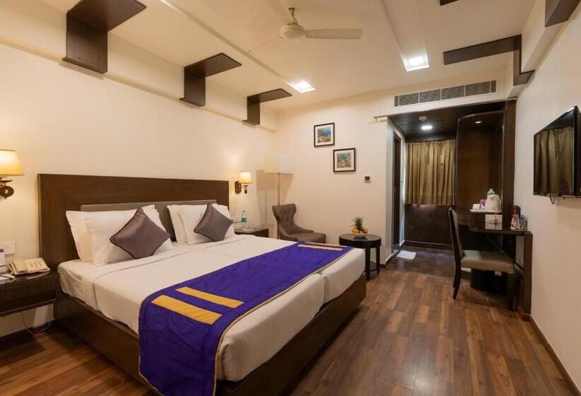 호텔 Cygnett Inn Ramachandra