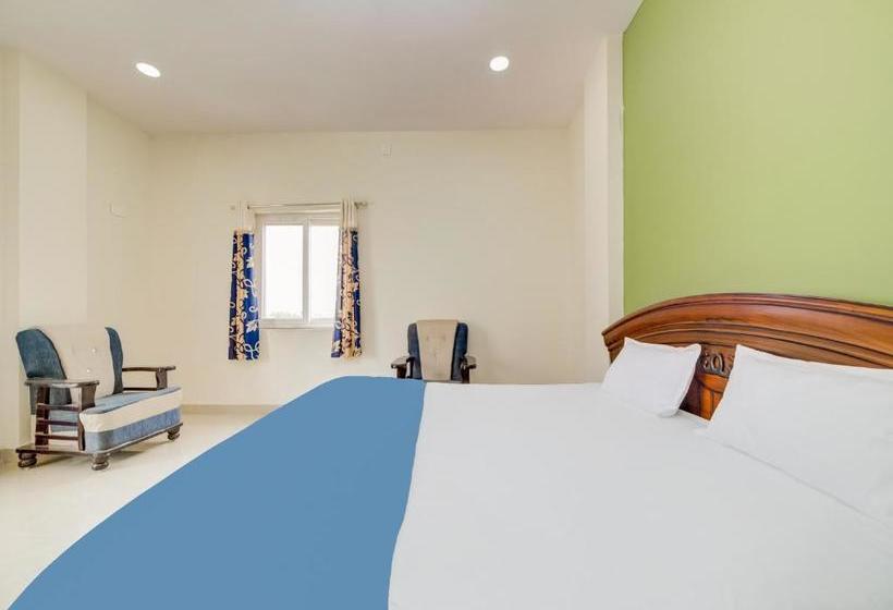 Отель Depally Town House