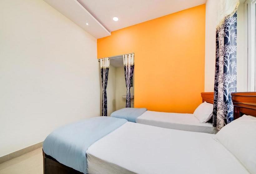 Отель Depally Town House