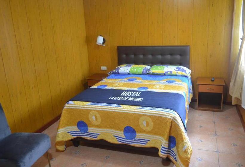 Отель Hostal La Casa De Rodrigo
