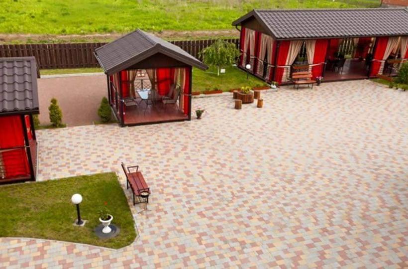 Отель Hostynnyy Dvir