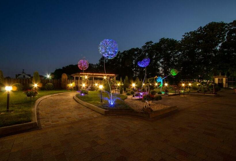 Отель Hostynnyy Dvir