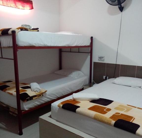 酒店 Jireh   San Carlos Ant