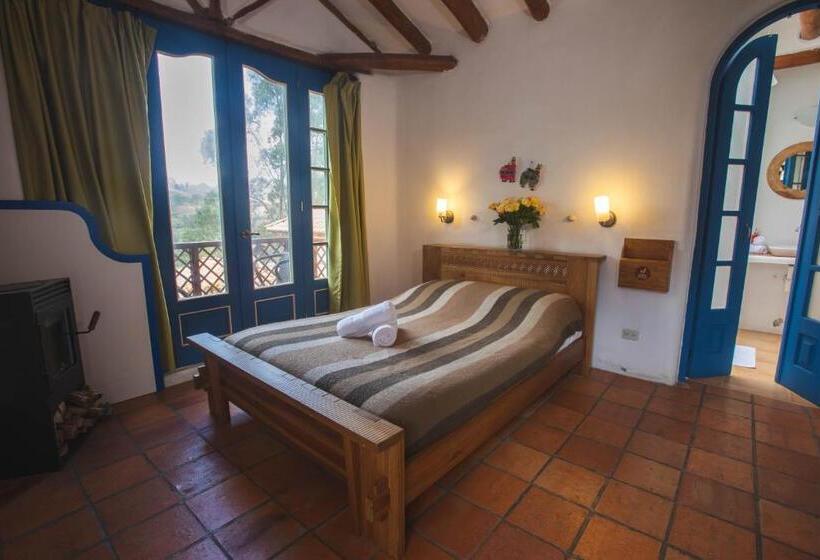 فندق Llullu Llama Mountain Lodge