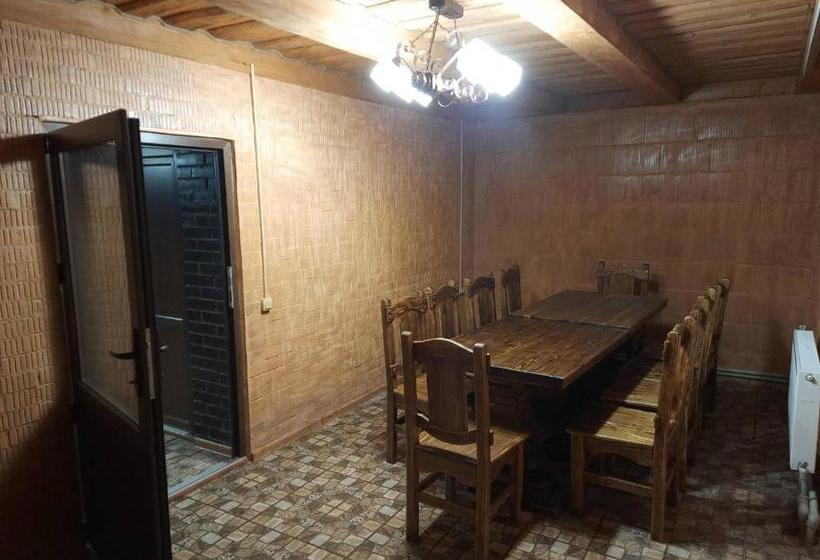 בית מלון כפרי Mountain Dew