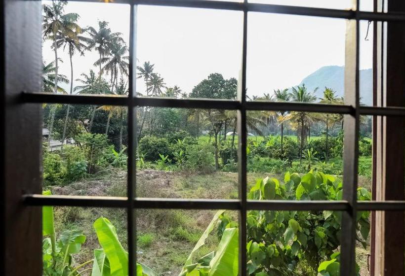 호텔 Oyo 23388 Fathima Residency