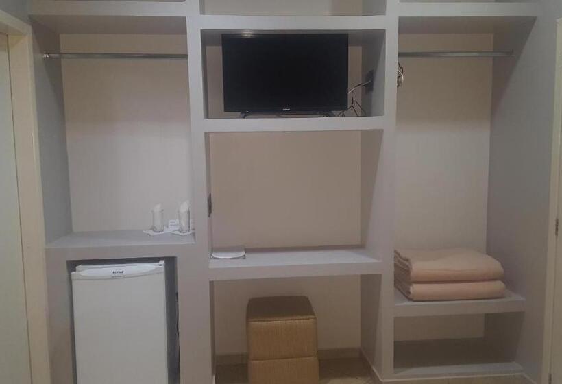 ホテル Peroza Corbelia