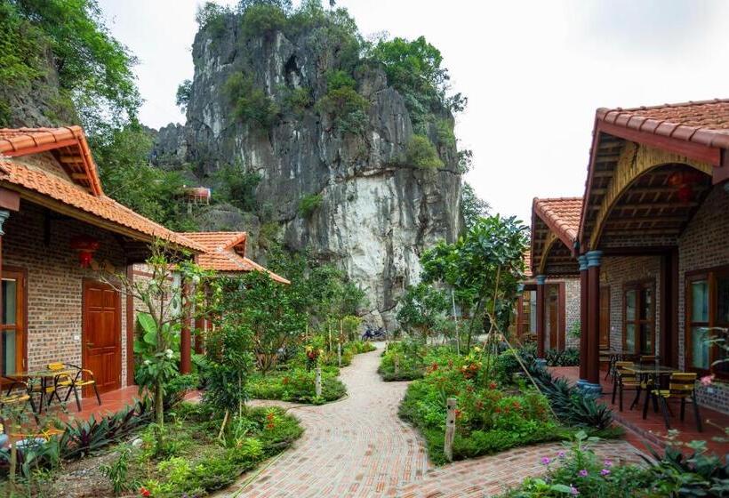 هتل Ruby Homestay