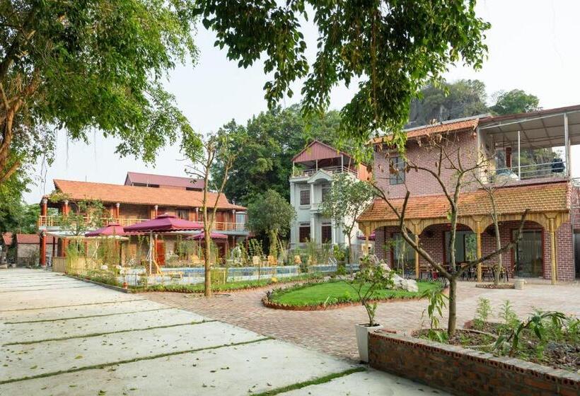 هتل Ruby Homestay