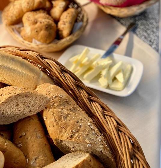 בית מלון כפרי Rustikal