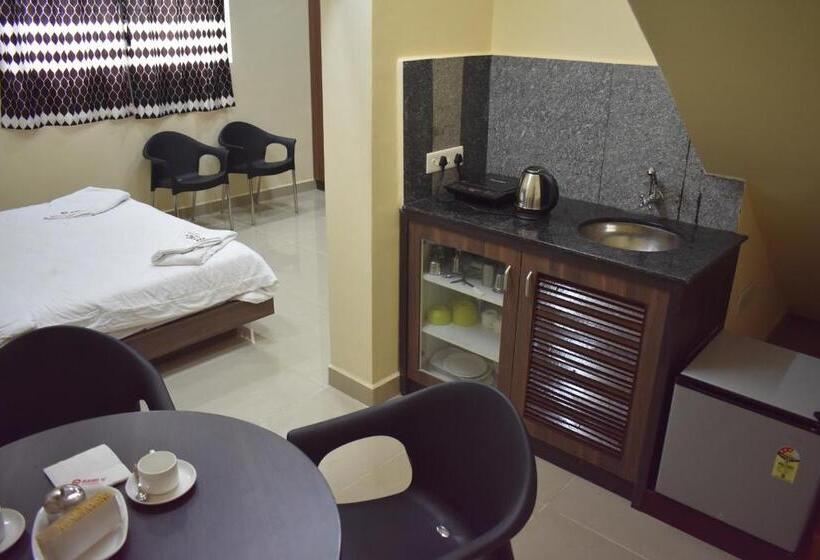 酒店 Sami V Landmarks