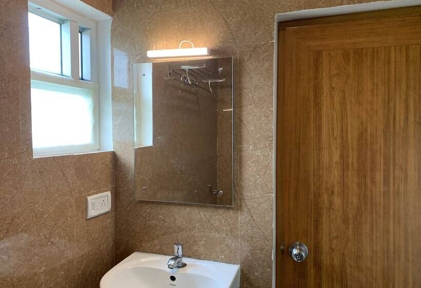 酒店 Sri Aadhish Grand