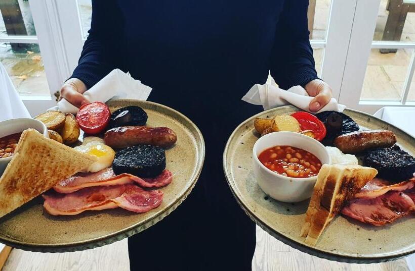 호텔 The Kings Arms - Fleggburgh