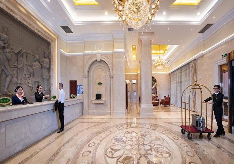 Vienna Hotel Chongqing Chuangyi Park