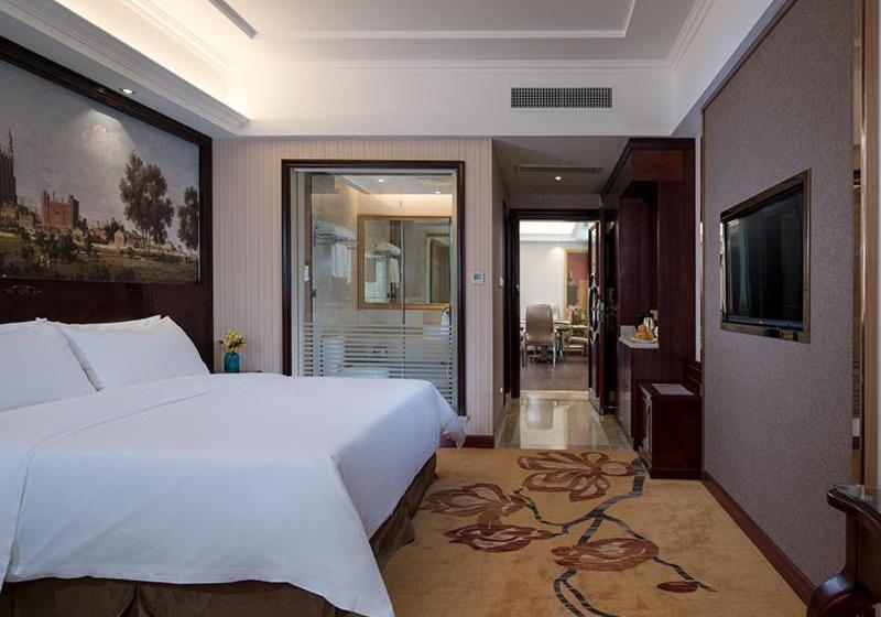 Vienna Hotel Guangdong Donguan Daling Mountain Sports Park