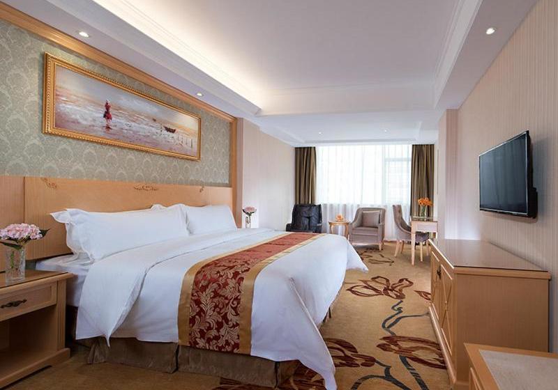 Vienna Hotel Shenzhen Fuyong Village