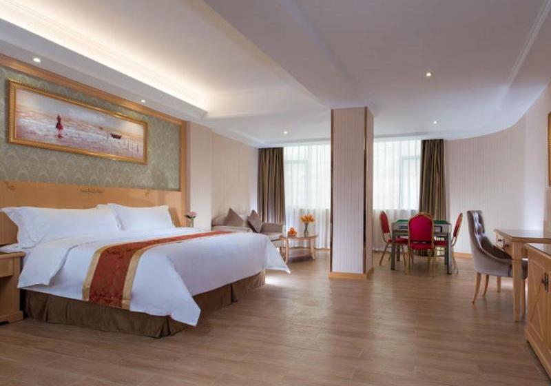Vienna Hotel Shenzhen Fuyong Village