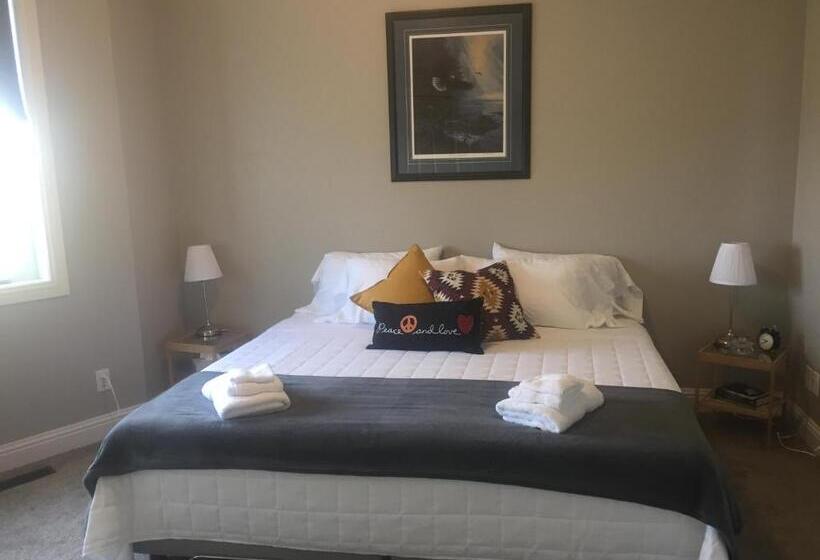 Misty Ridge Retreat B&b