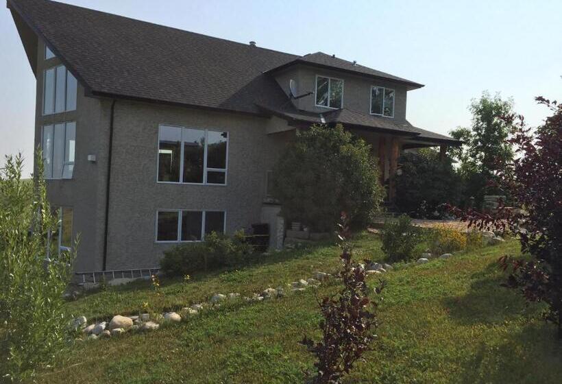 Misty Ridge Retreat B&b