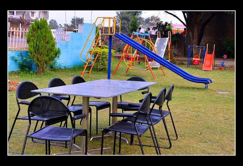 Mpt Tourist Motel, Biaora