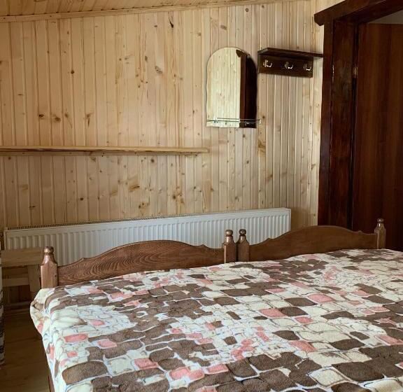 膳宿费 подина