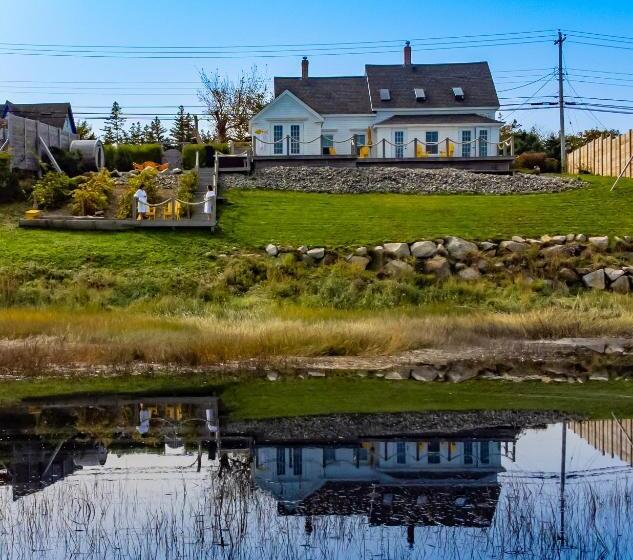 펜션 Auberge Thon Jaune   Yellow Tuna