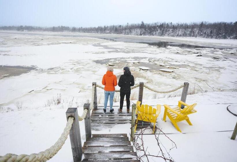 펜션 Auberge Thon Jaune   Yellow Tuna