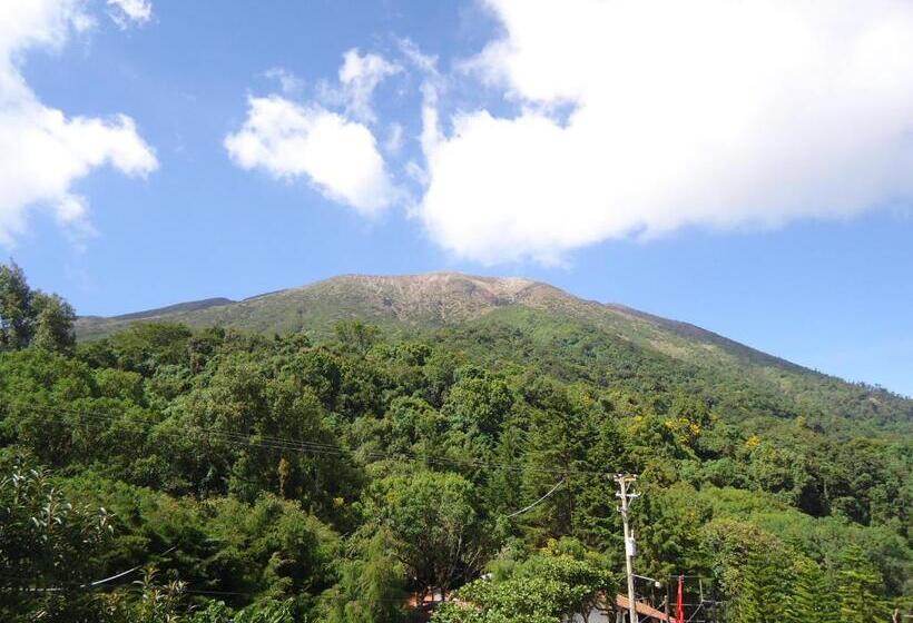 بنسيون Bosques Del Tibet