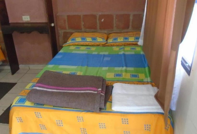 بنسيون Bosques Del Tibet