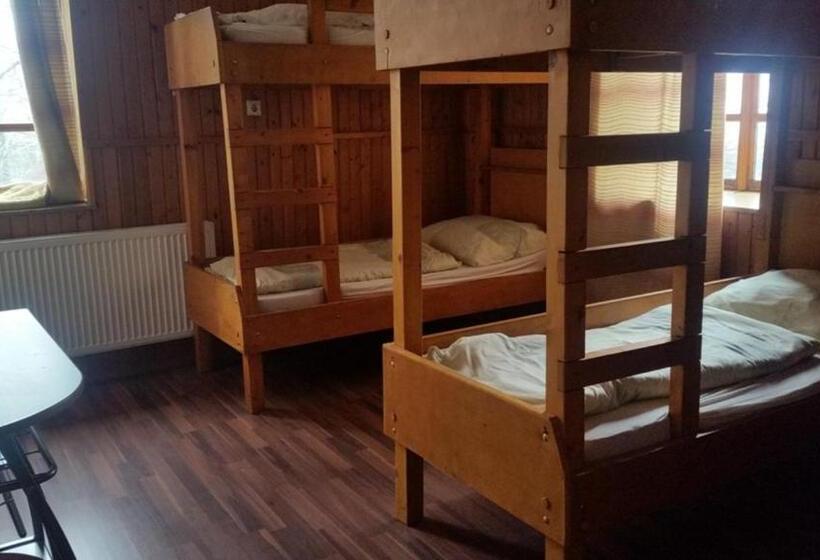 بنسيون Báró Eötvös Loránd Menedékház