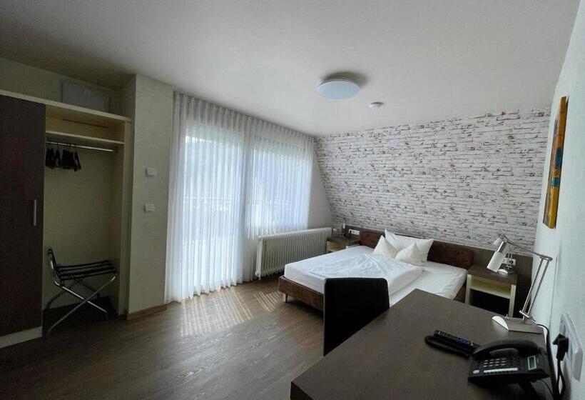 Пансион Gästehaus Stefanie