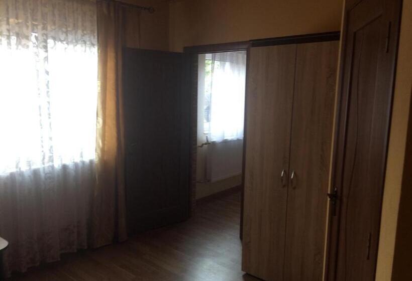 Пансион Camelot