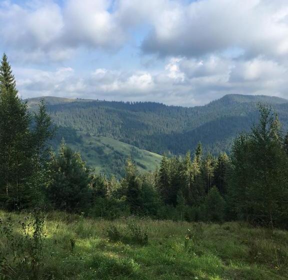 ペンション Cheremshyna