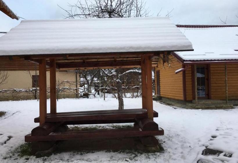 ペンション Cheremshyna