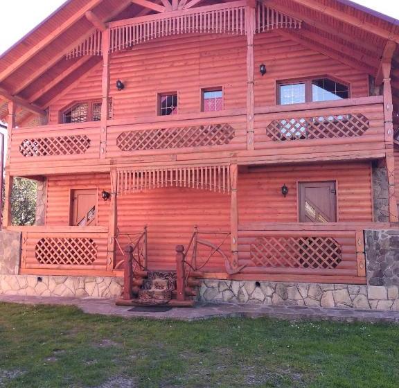 ペンション Cheremshyna