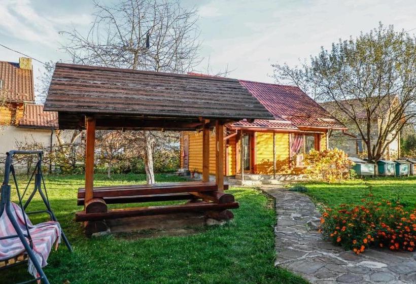 ペンション Cheremshyna