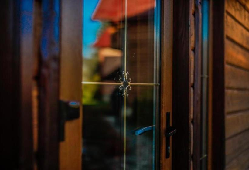 ペンション Cheremshyna