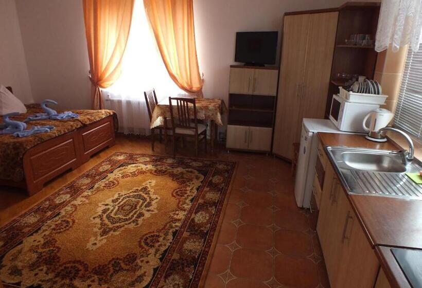 بنسيون Hercules