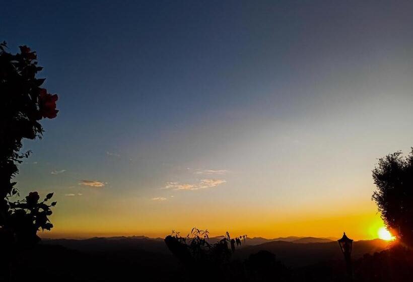 膳宿费 Jmt Eco Binsar By Stayapart