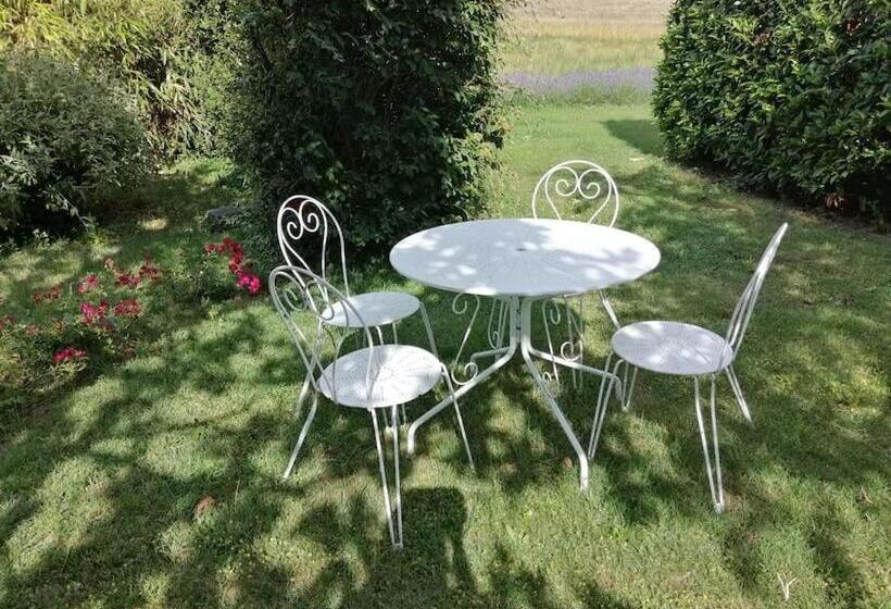 بنسيون La Bastide De Sauvetas