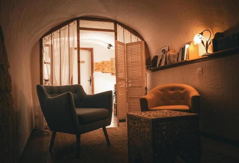 פנסיון La Bastide De Sauvetas