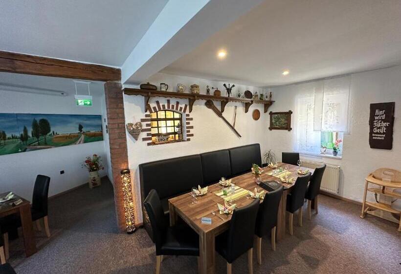 Пансион Landhotel & Restaurant Fahrenkamp